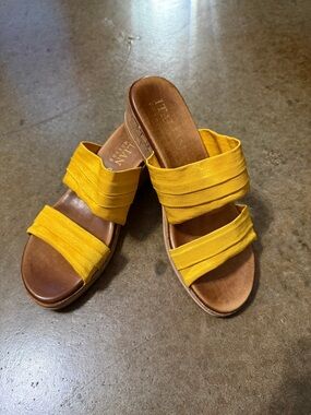 Italian Shoemakers Mustard Yellow Double-Strap Slide Sandals